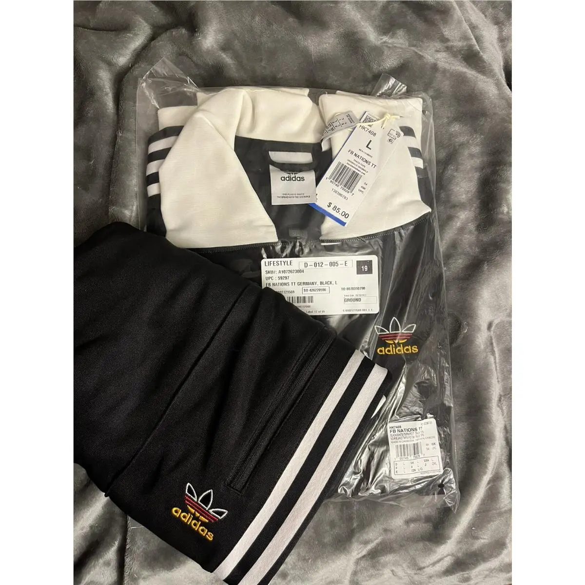 Adidas clothing - HS8943 HS8946 - HS8943 HS8946 - Black (UPC: 0195745007930) 3