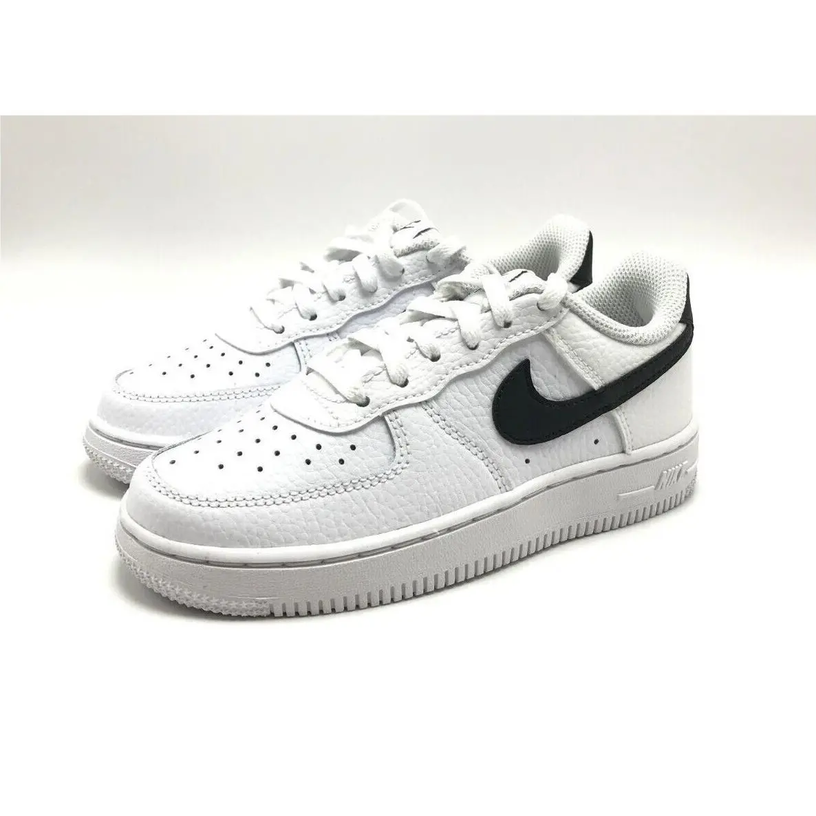 Nike shoes - Nike Air Force 1 - Air Force - White 1