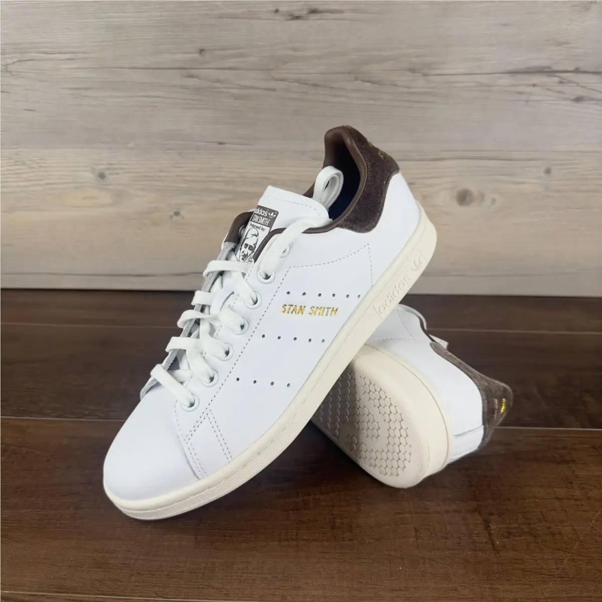 Adidas Stan Smith Women`s Size 8 Casual Shoes Cloud White Gold Metallic Brown
