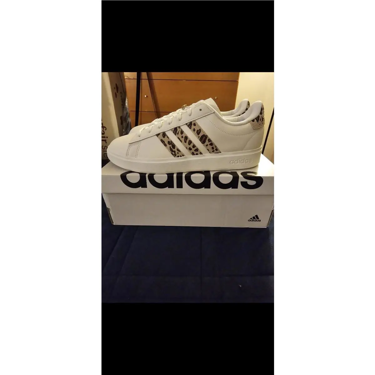 Adidas shoes - IH7761 - IH7761 - Magic Beige/Matte Gold 3
