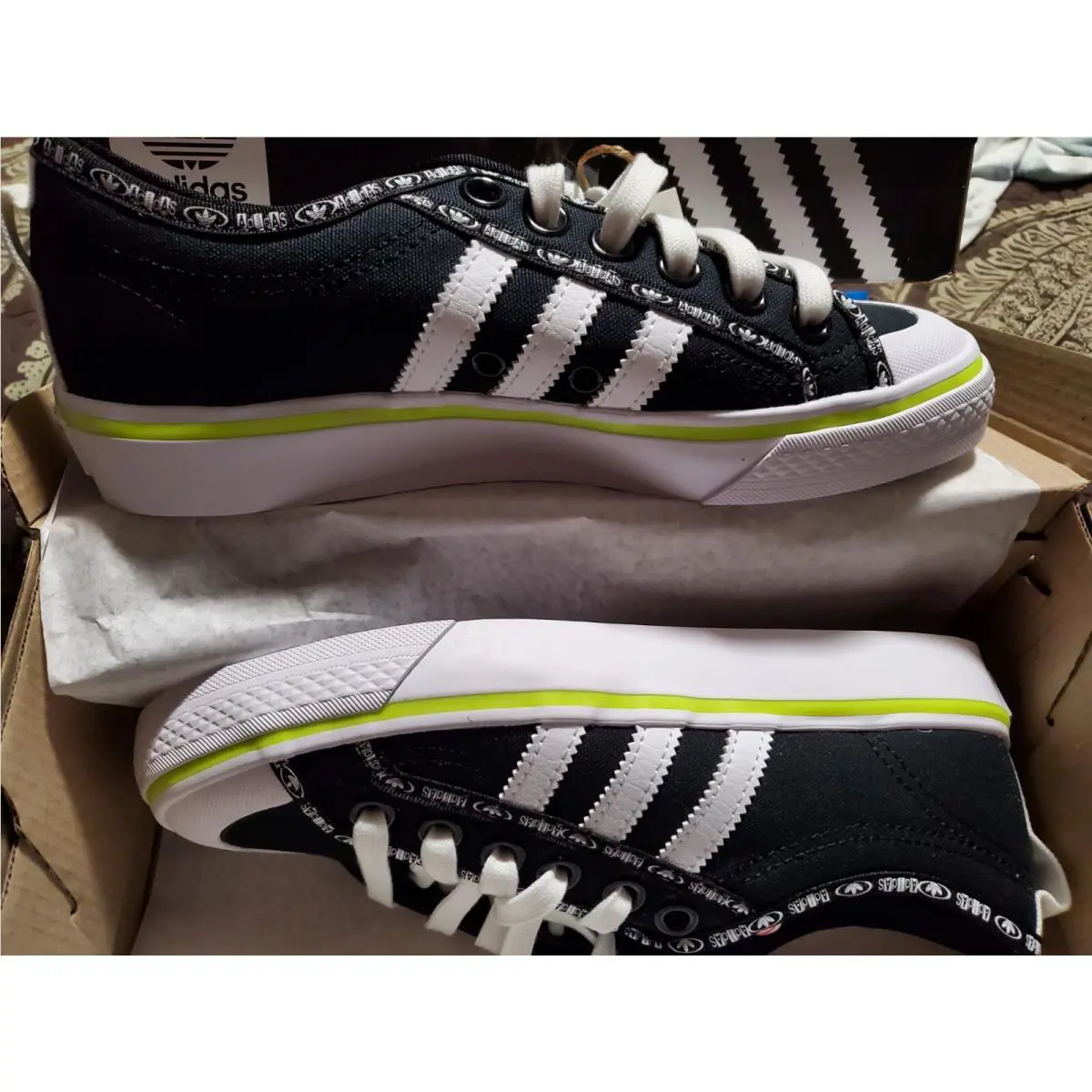 Adidas shoes - EOY06 - EOY06 - Multicolor 0