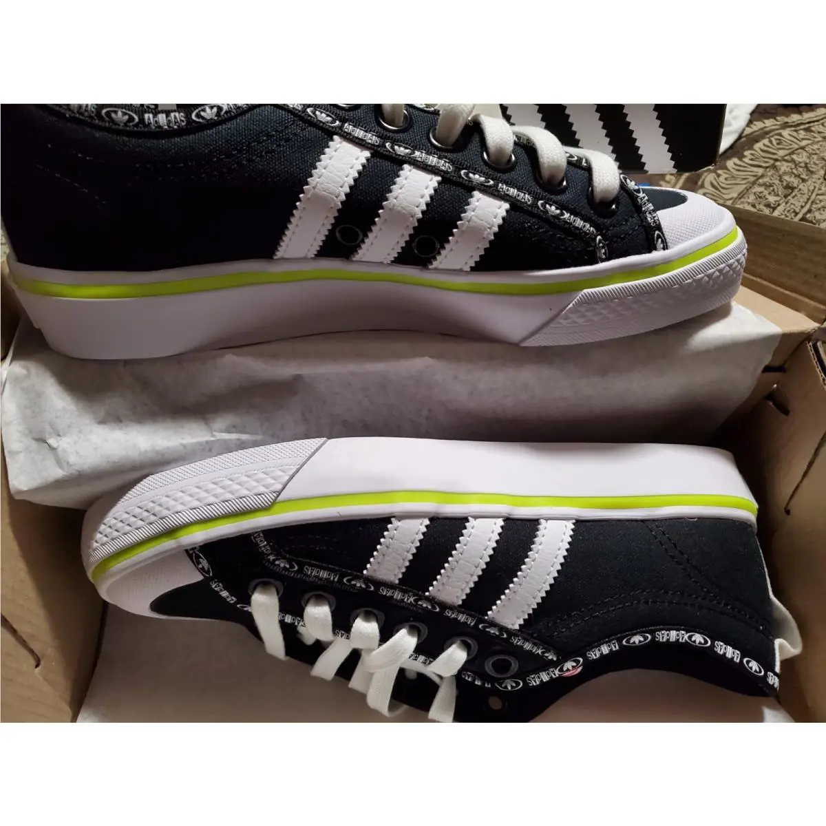 Adidas shoes - EOY06 - EOY06 - Multicolor 1