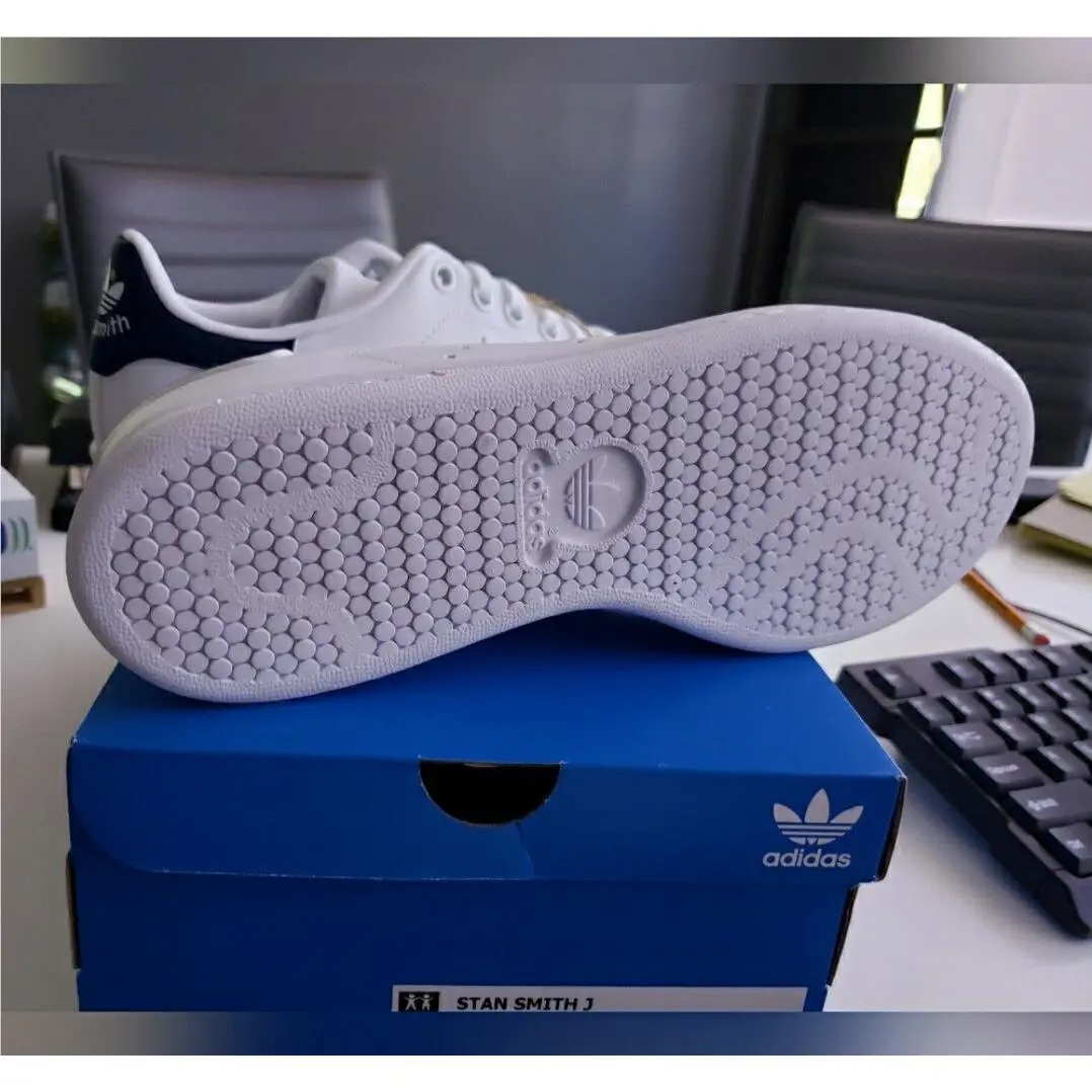 Adidas shoes - White 3