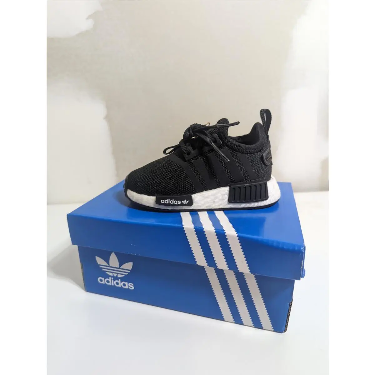 Adidas shoes - h02345 - h02345 - Core Black-White 0