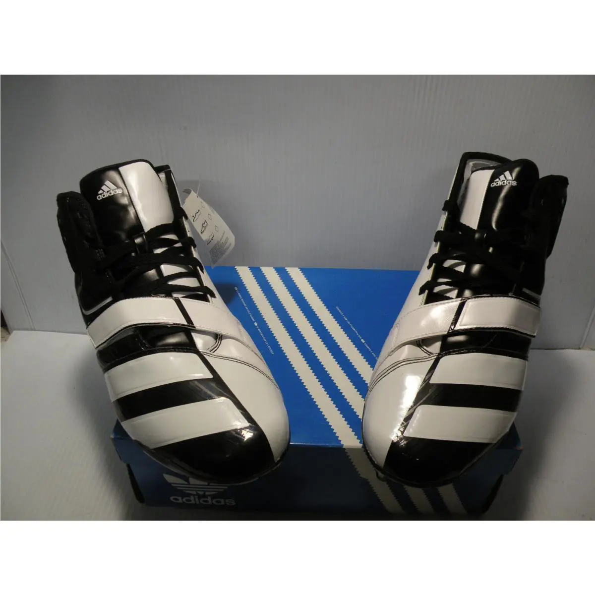 Adidas shoes - WHITE/BLACK - G20575 0