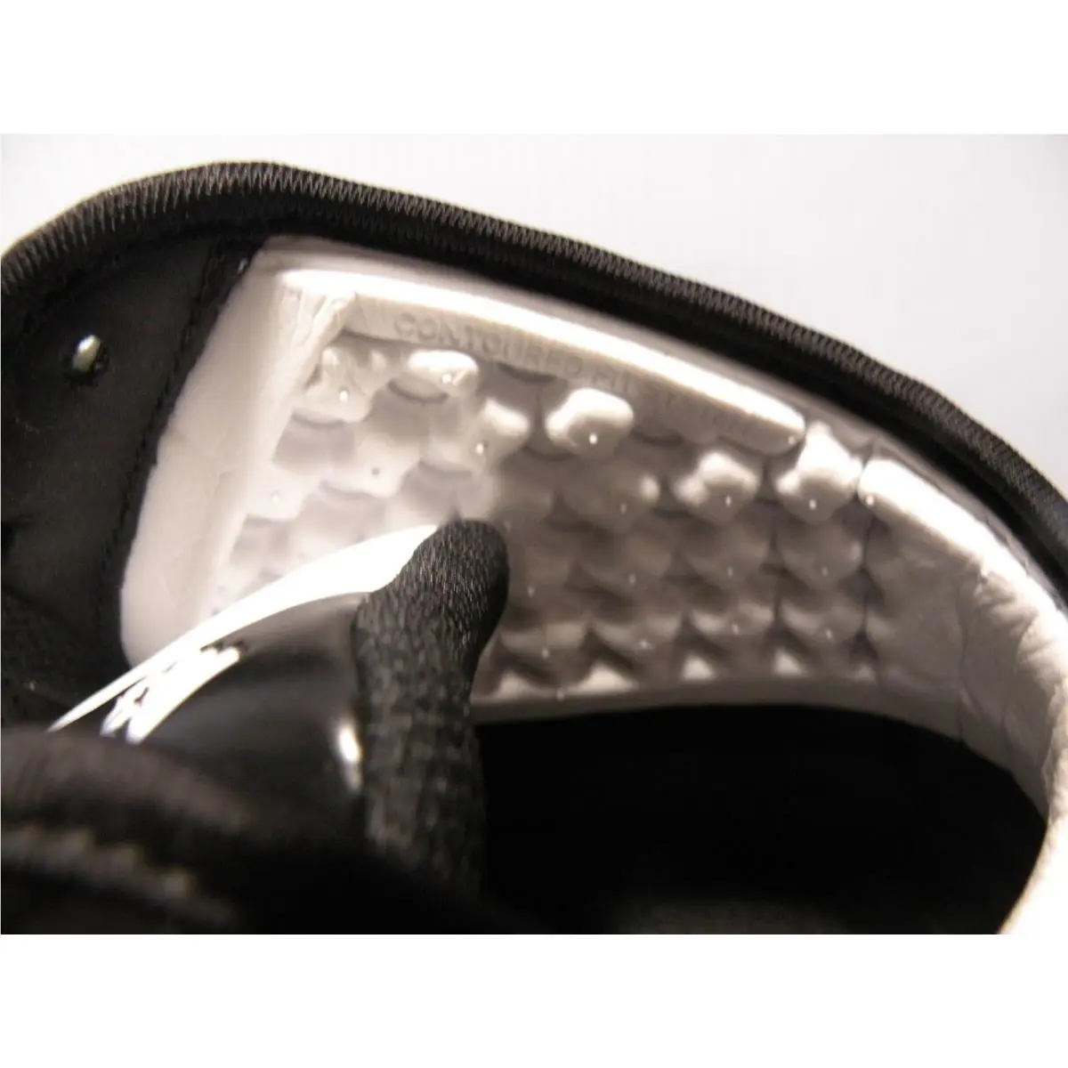 Adidas shoes - WHITE/BLACK - G20575 4