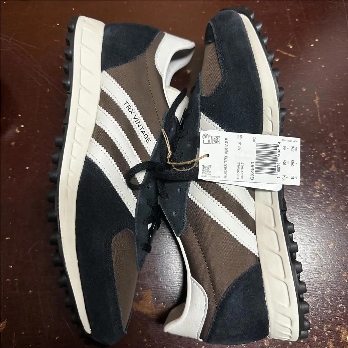 Adidas shoes - Brown 0