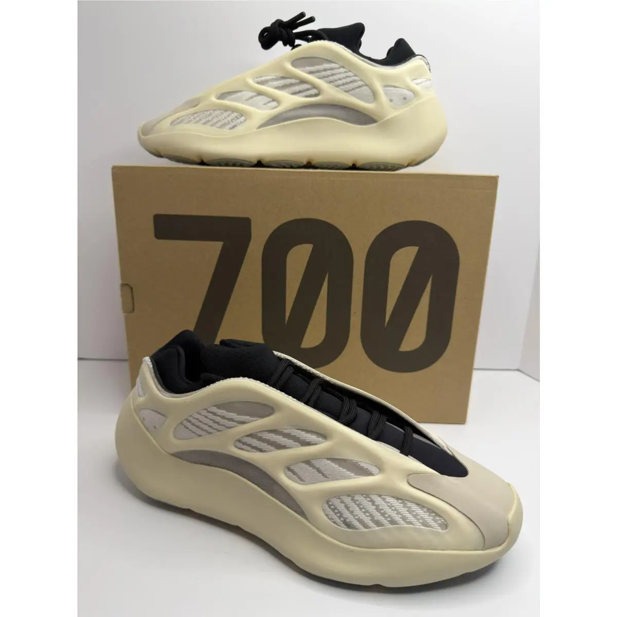 DS Adidas Yeezy 700 V3 “azael” 2019 FW4980 Men`s Size 10.5