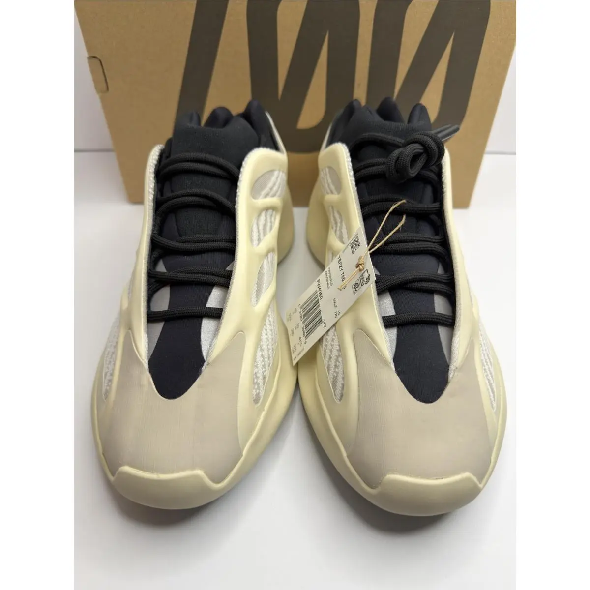 Adidas shoes - adidas Yeezy 700 V3 - Yeezy - FW4980 - Beige 0