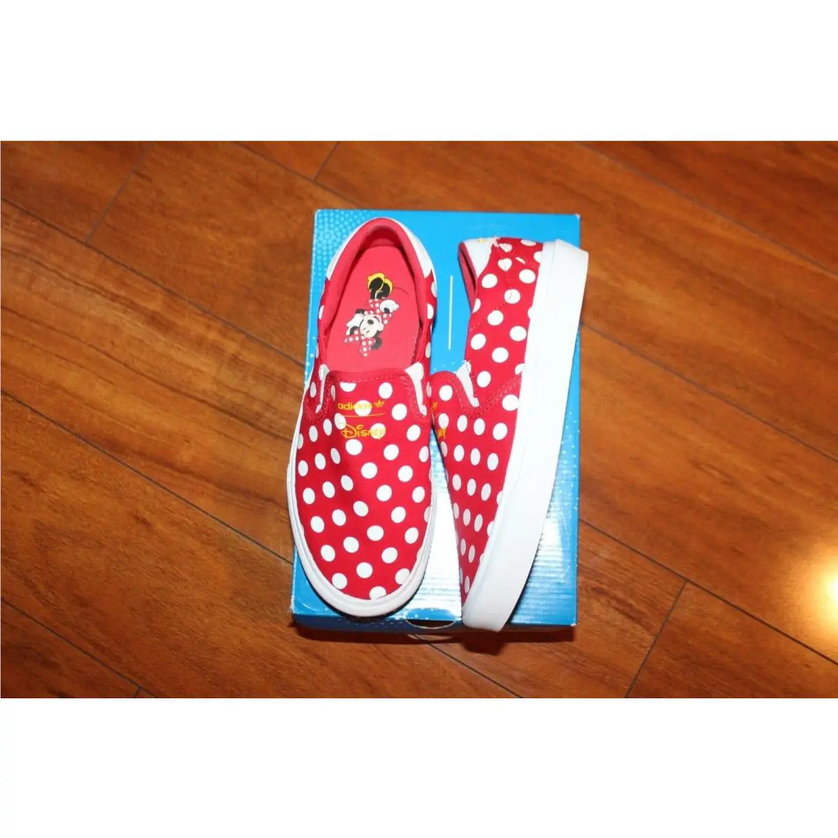 Girls Adidas SZ 5.5 Shoes Disney Minnie Mouse