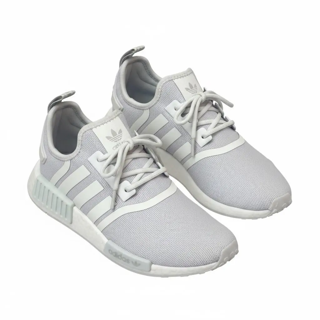 Adidas Originals NMD_R1 Junior Primeblue Size 4 White