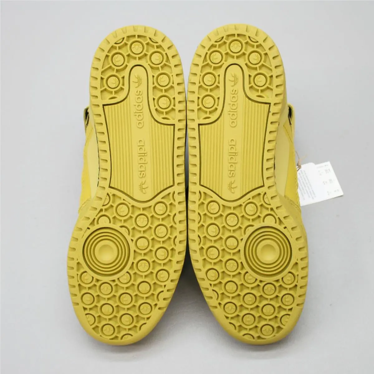 Adidas shoes - Mustard yellow-green 8