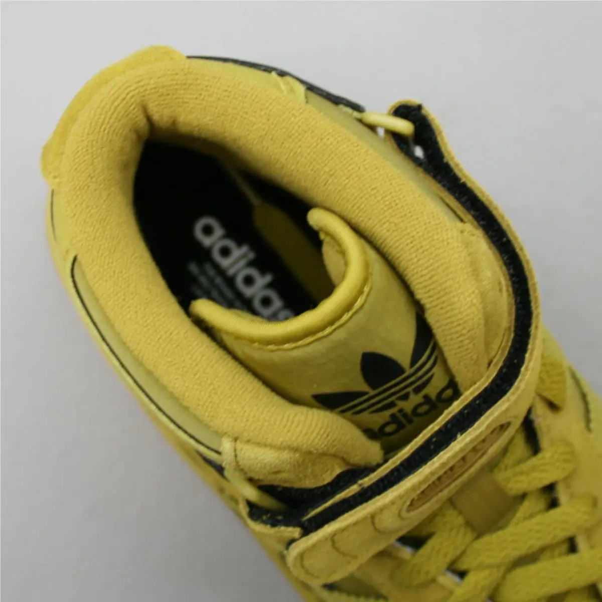 Adidas shoes - Mustard yellow-green 6