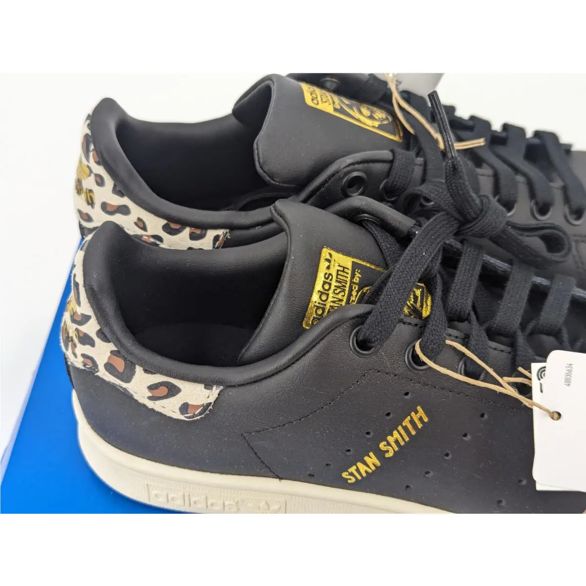 Adidas shoes - IE4633 001 - Black 2