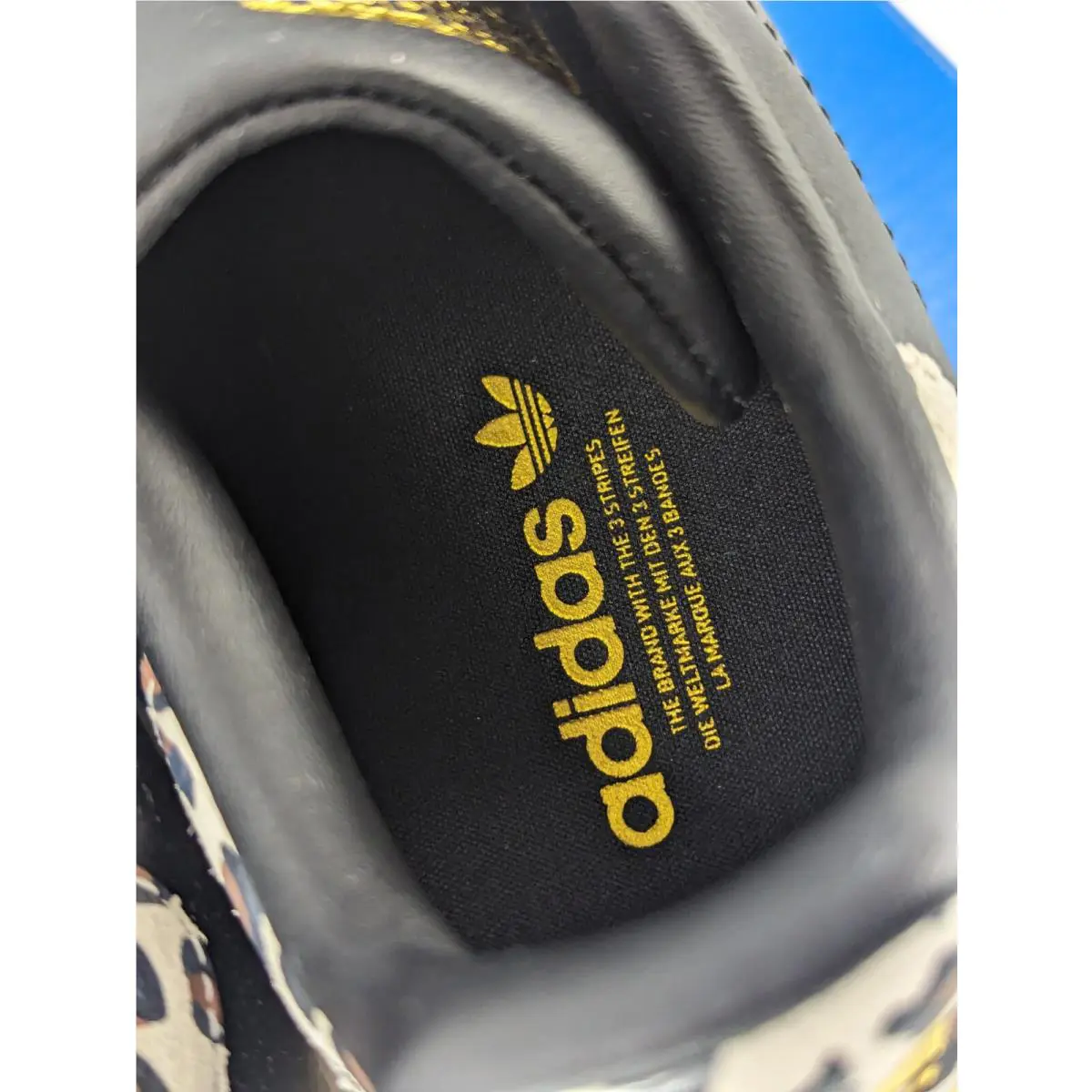 Adidas shoes - IE4633 001 - Black 5