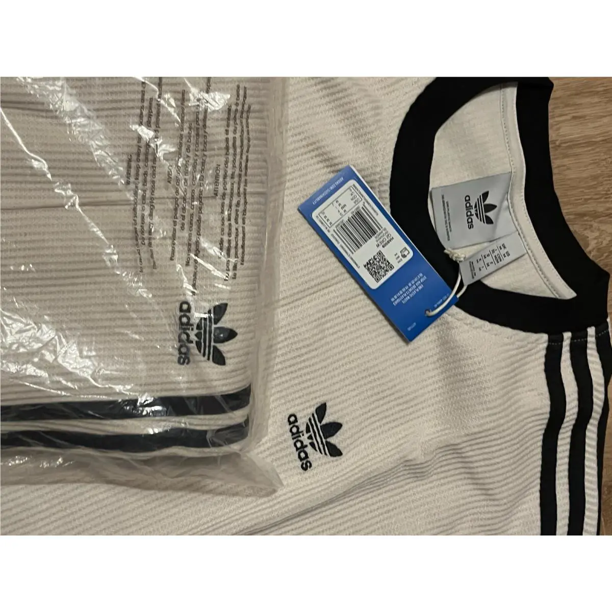 Adidas clothing - Wonder White 8