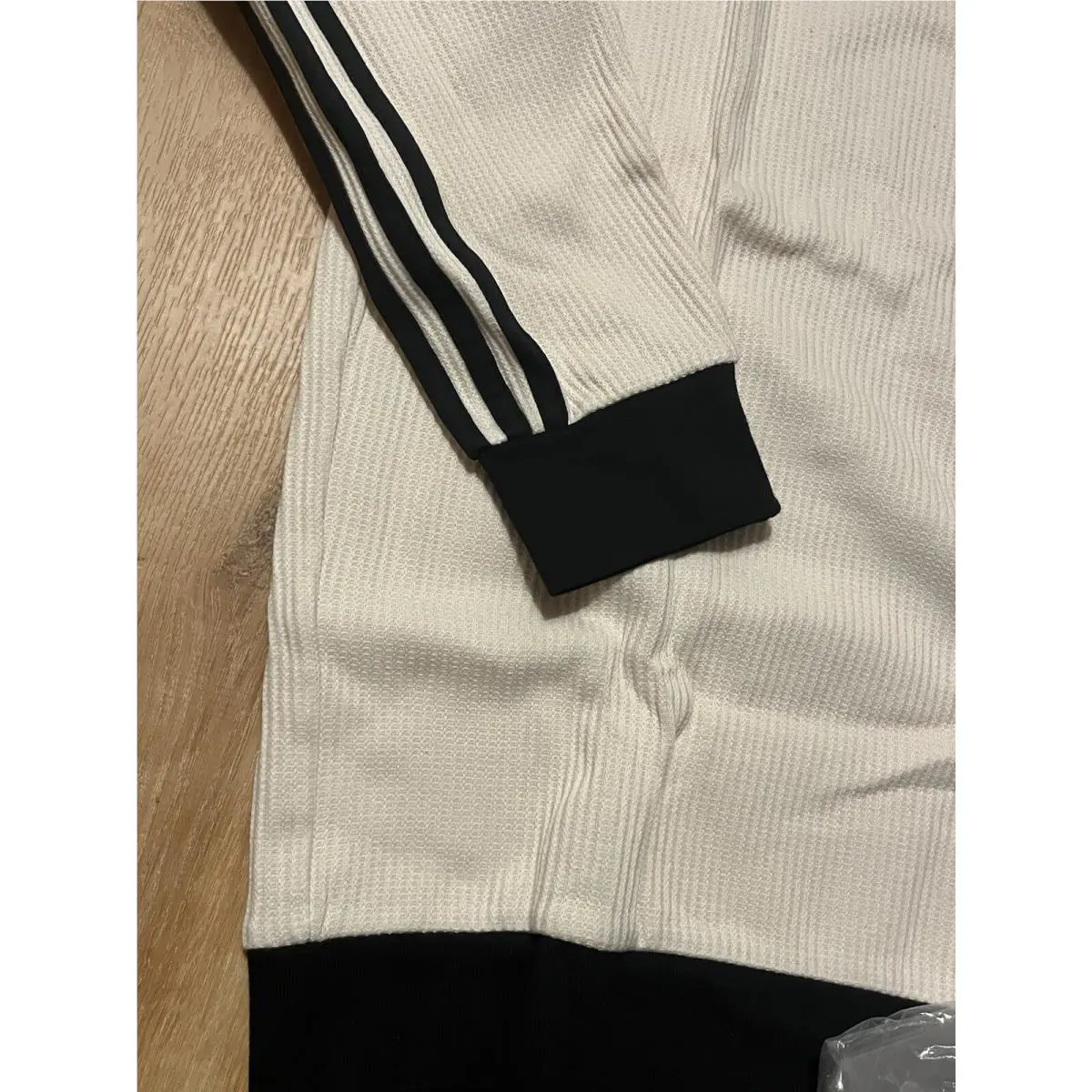 Adidas clothing - Wonder White 6