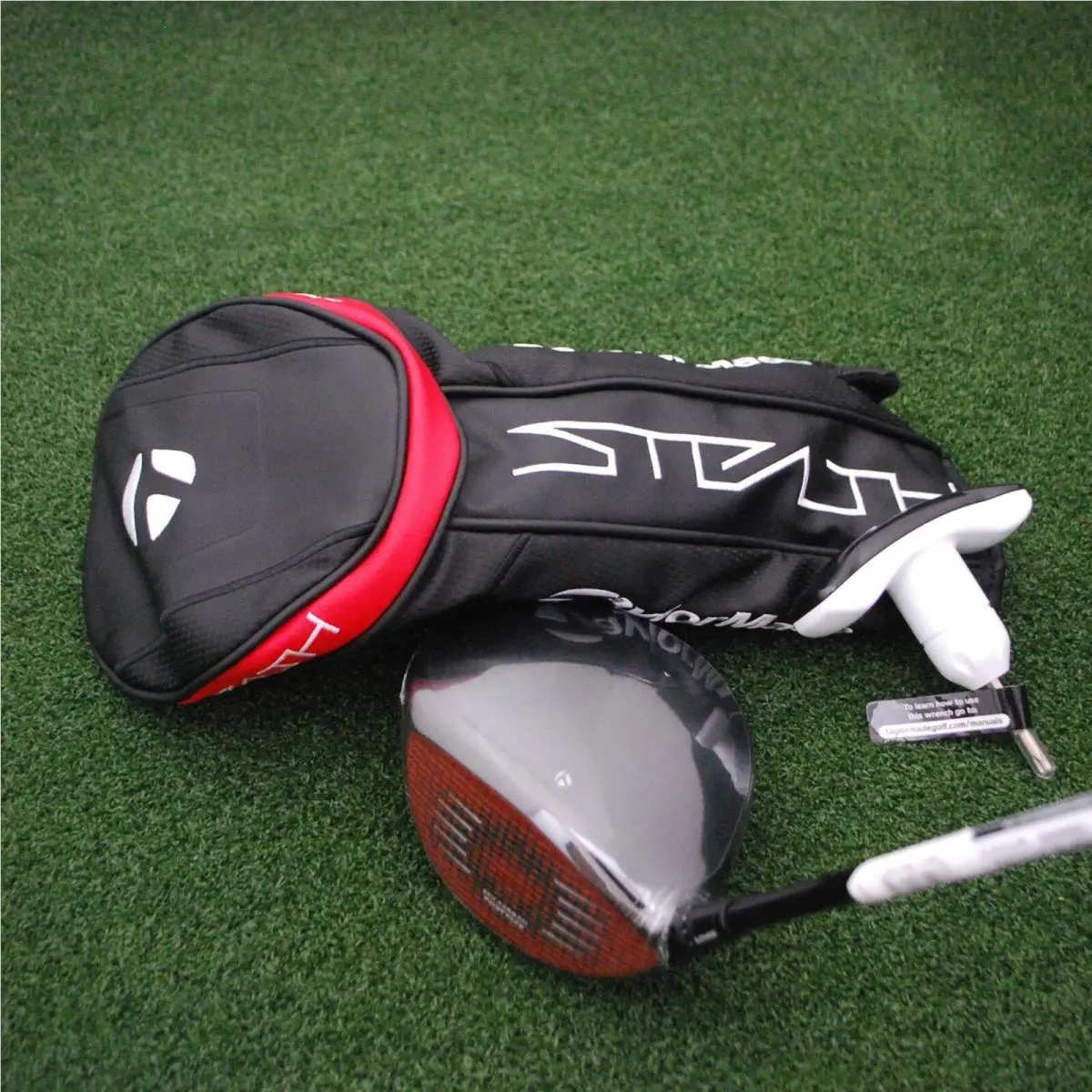 TaylorMade  - Fuji Ventus Red 5 Stiff - Teal 1