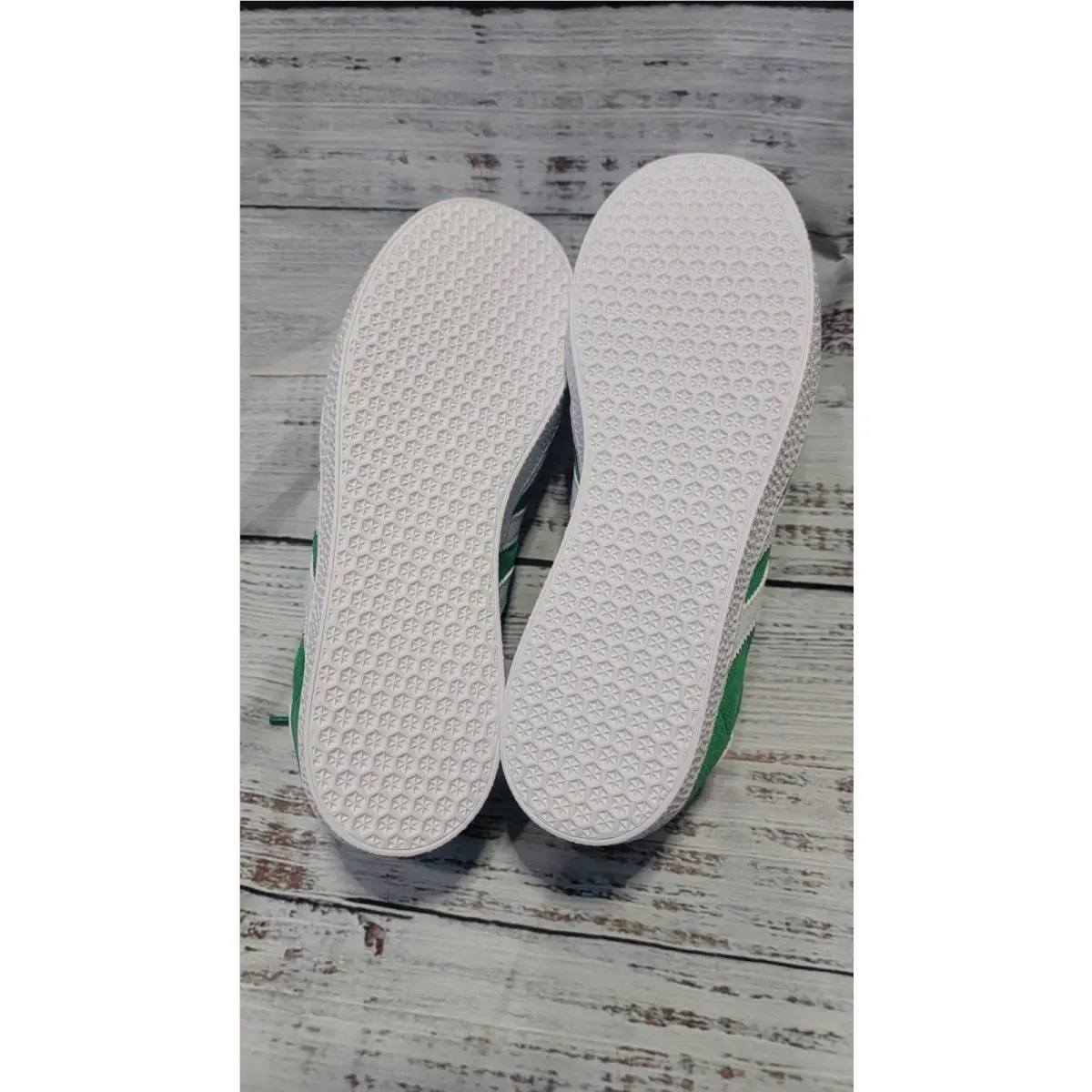 Adidas shoes - adidas Originals Gazelle - Originals Gazelle - IE5612 - Green 3