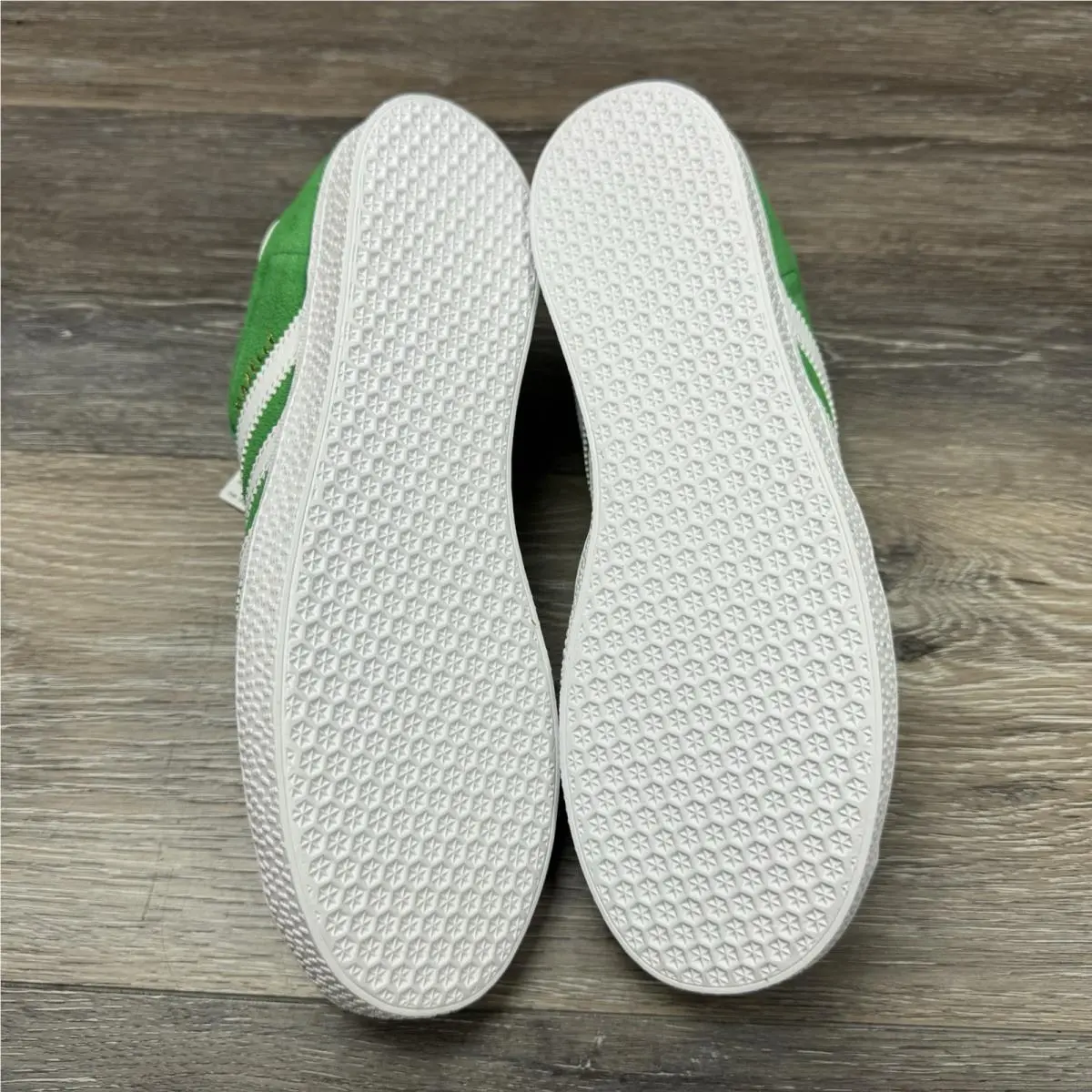 Adidas shoes - adidas Originals - Originals - IE5612 - Green 8