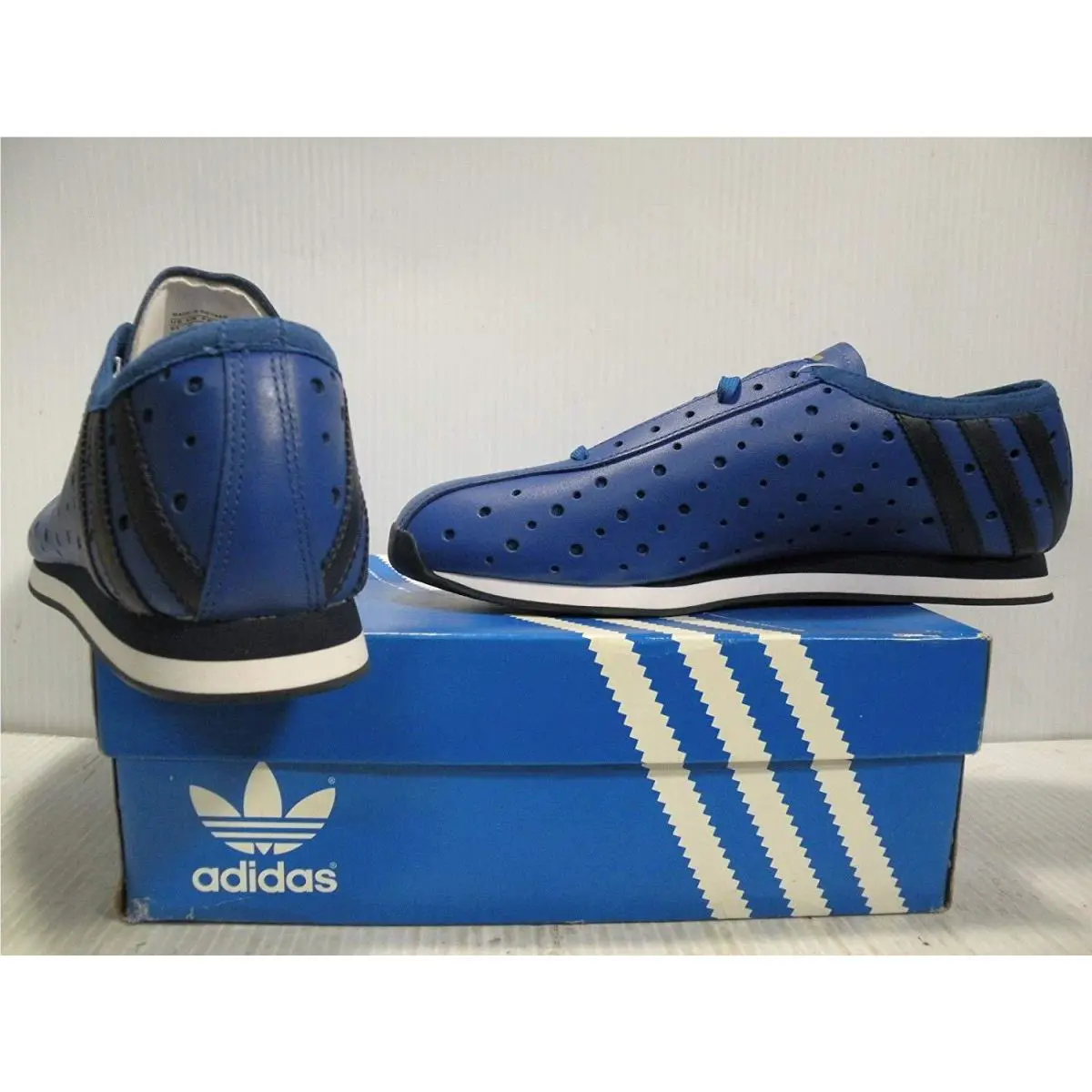 Adidas shoes - BLUE/BLACK - 146412 1