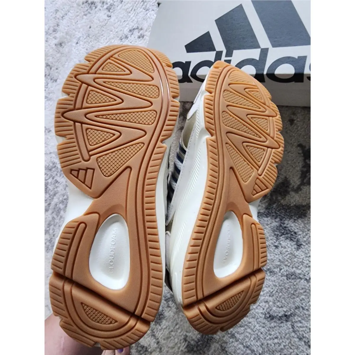 Adidas shoes - adidas Crazychaos 2000 Running - Crazychaos Running - IG4346 - Off White (UPC: 196477271811) 5