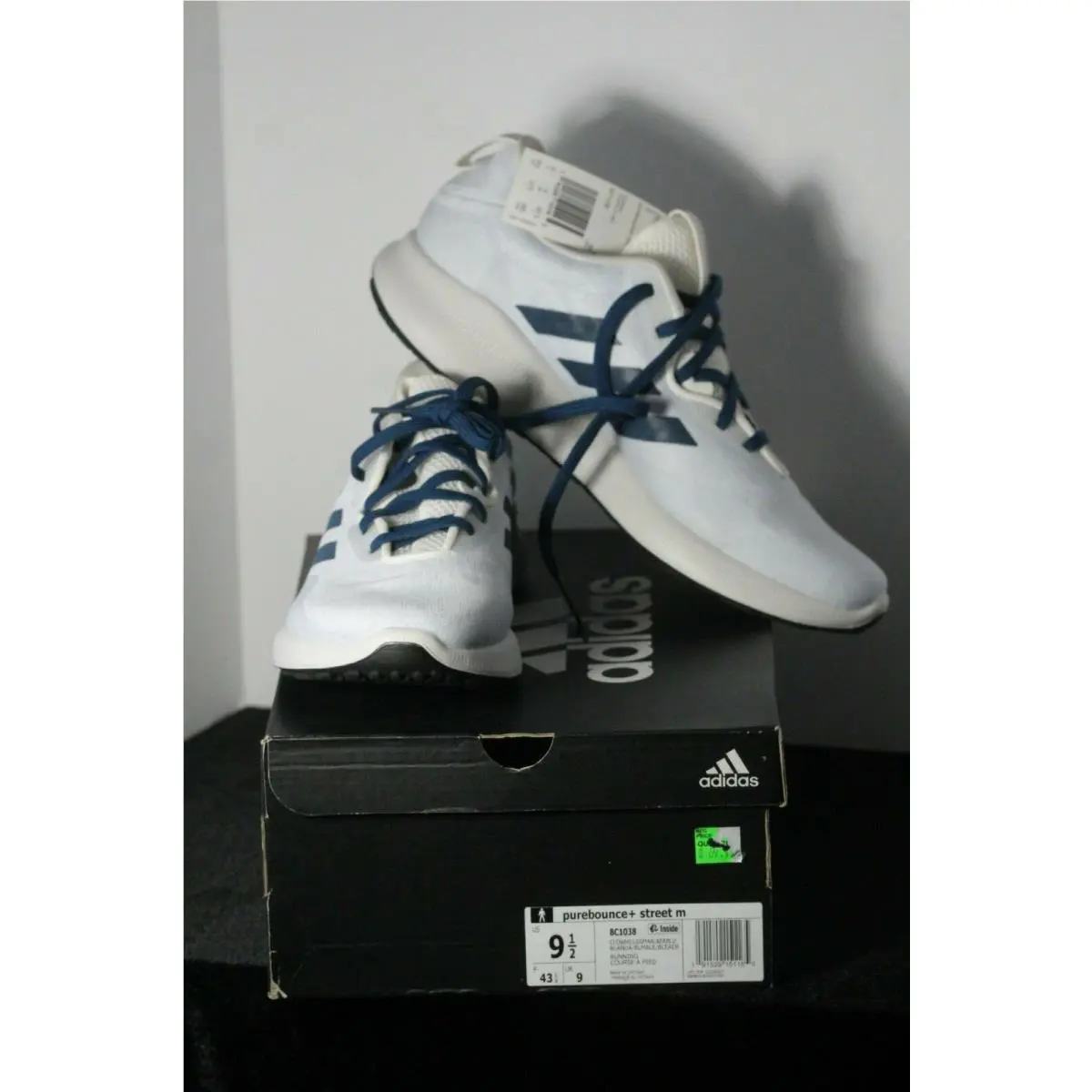 Adidas shoes - Cloud White & Legend Marine 0