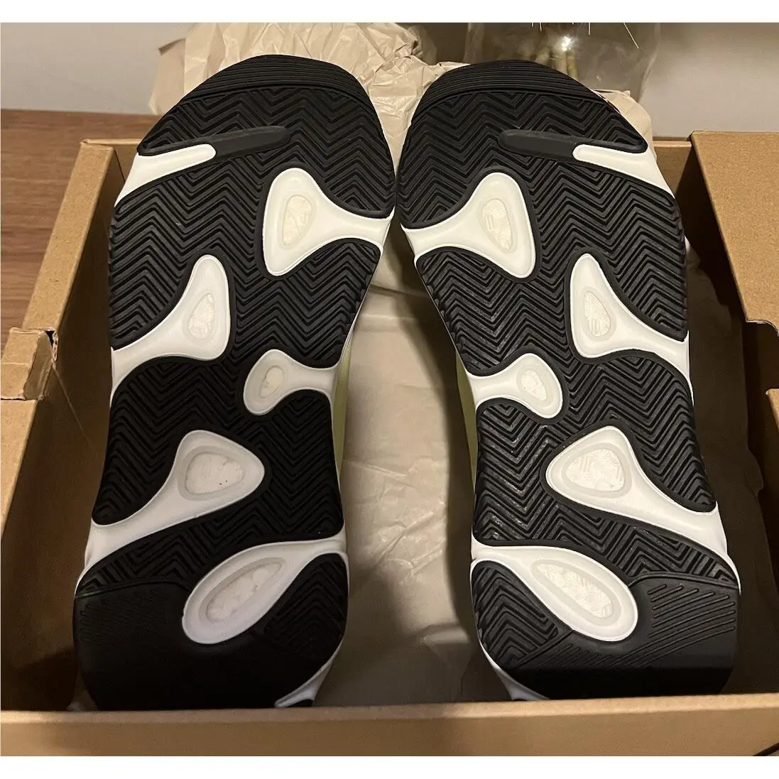 Adidas shoes - adidas Yeezy 700 - Yeezy - GY2055 - Metallic 4