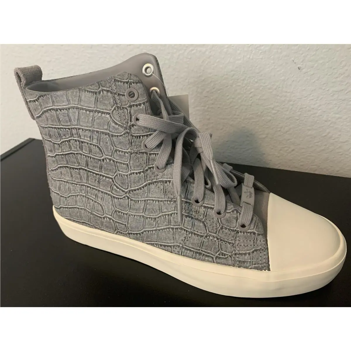 Adidas shoes - adidas 2 - M25524 - Gray 0