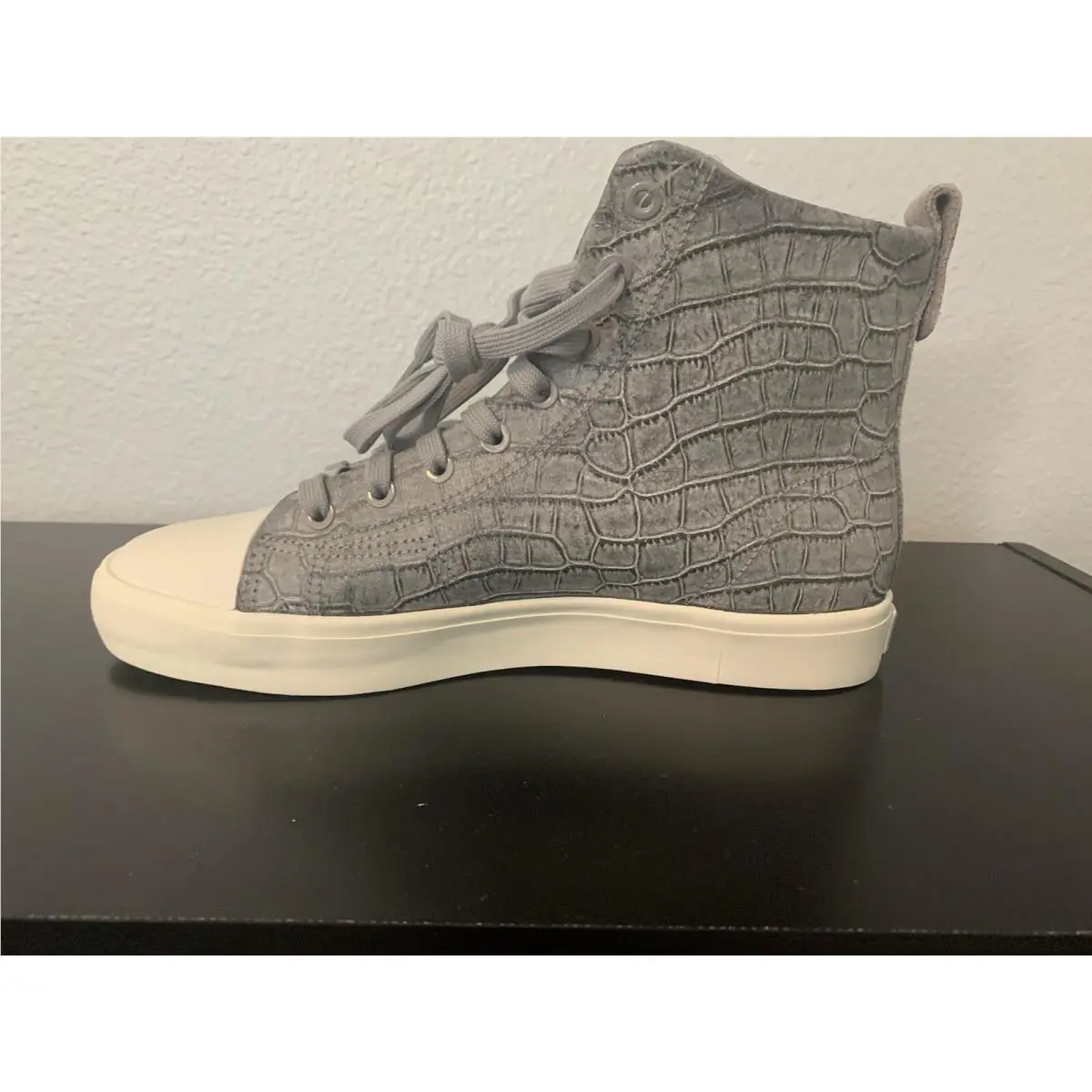 Adidas shoes - adidas 2 - M25524 - Gray 3