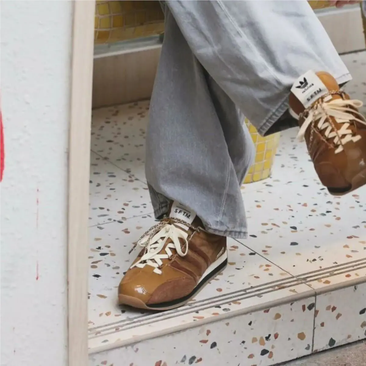 Adidas shoes - adidas Country - Country - JH8639 - Brown 2