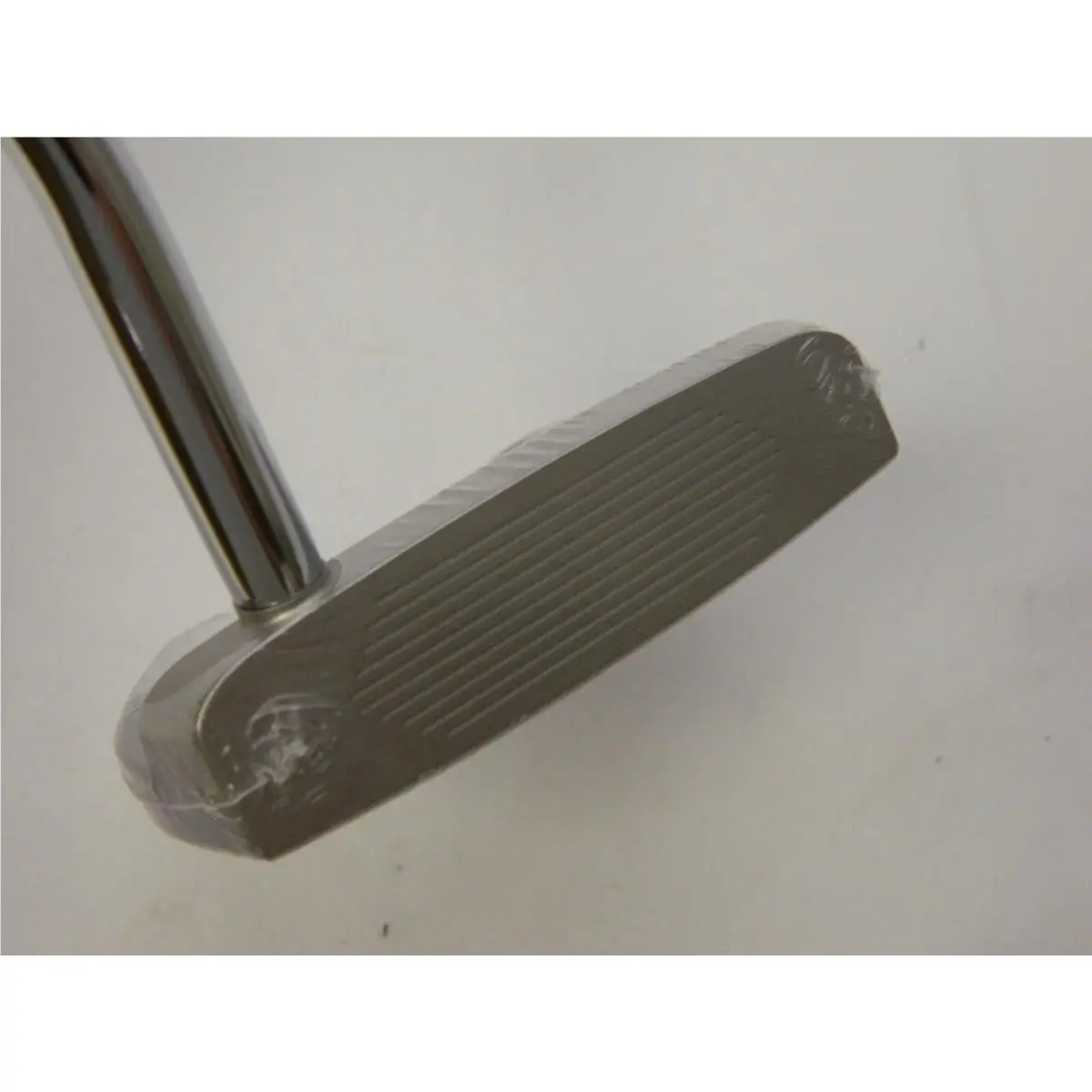 TaylorMade  - TP Reserve - Reserve - White 1