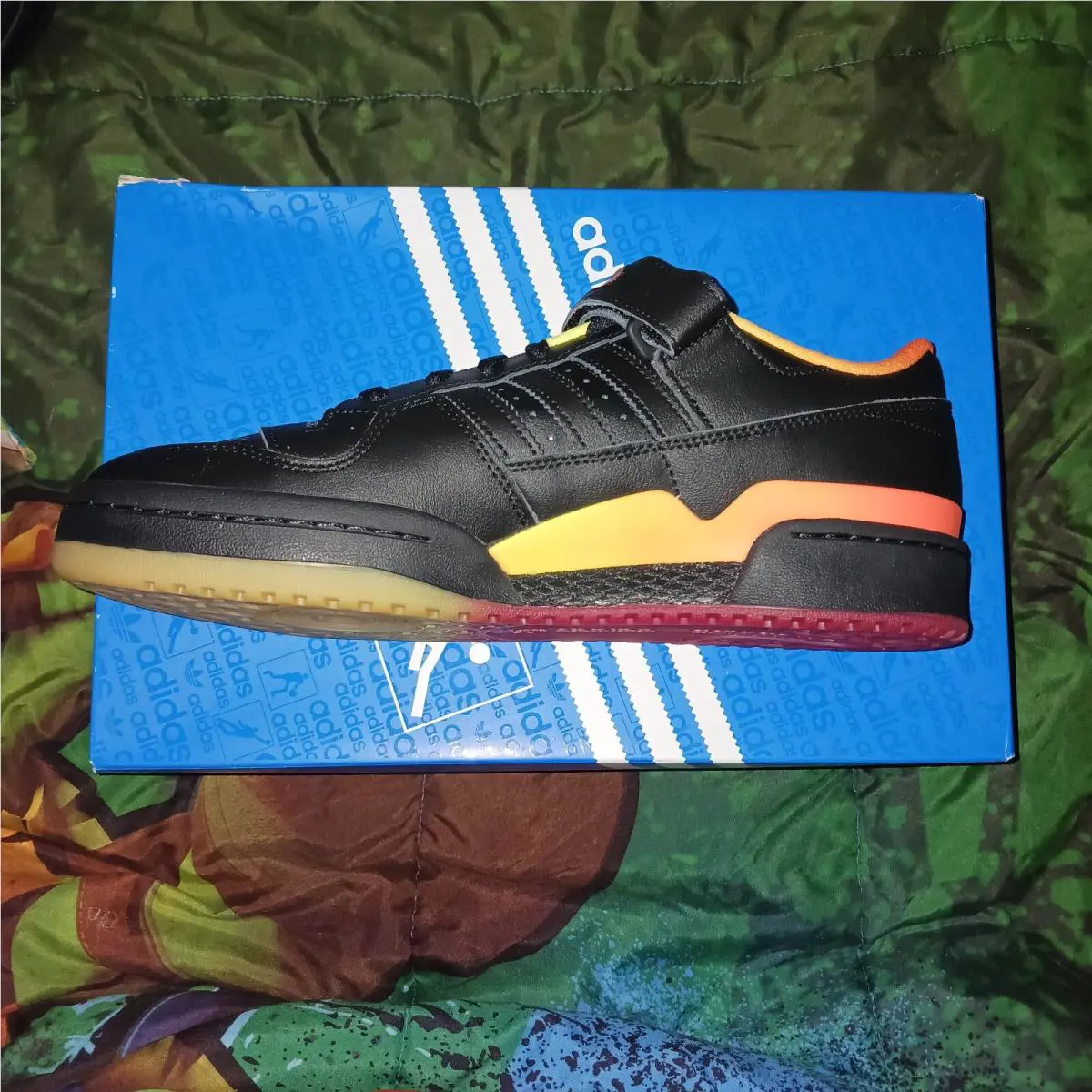 Adidas shoes - adidas Originals - Originals - FZ5891 - Black 4