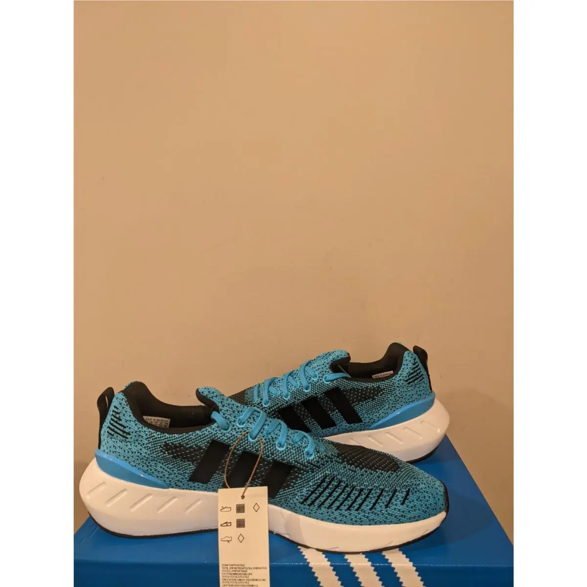 Adidas shoes - Skyrus 0