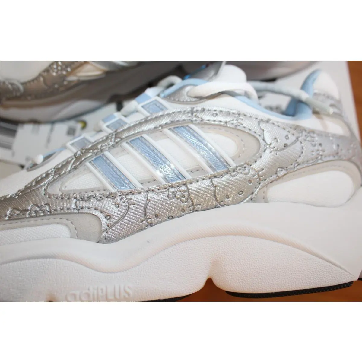 Adidas shoes - OZMILLEN - OZMILLEN - Blue (UPC: 196477463384) 3