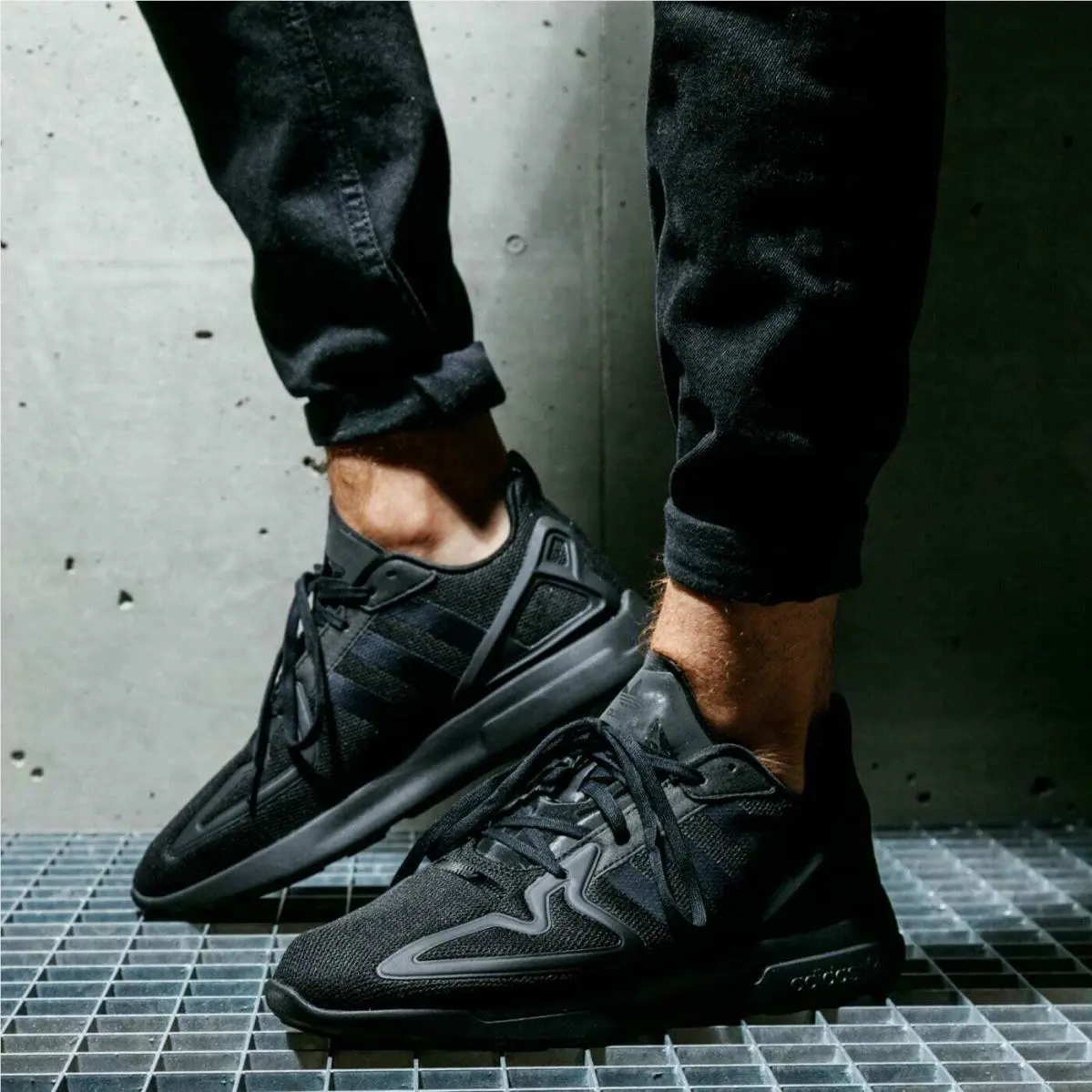 Adidas shoes - BLACK - FV9973 4