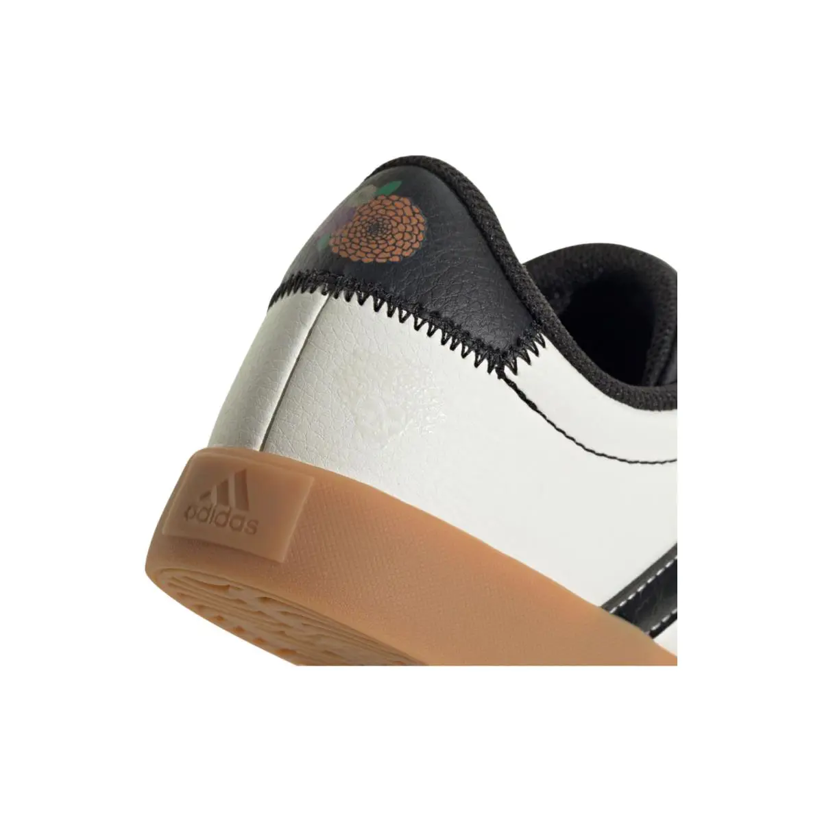 Adidas shoes - Off White / Core Black - JH8632 6