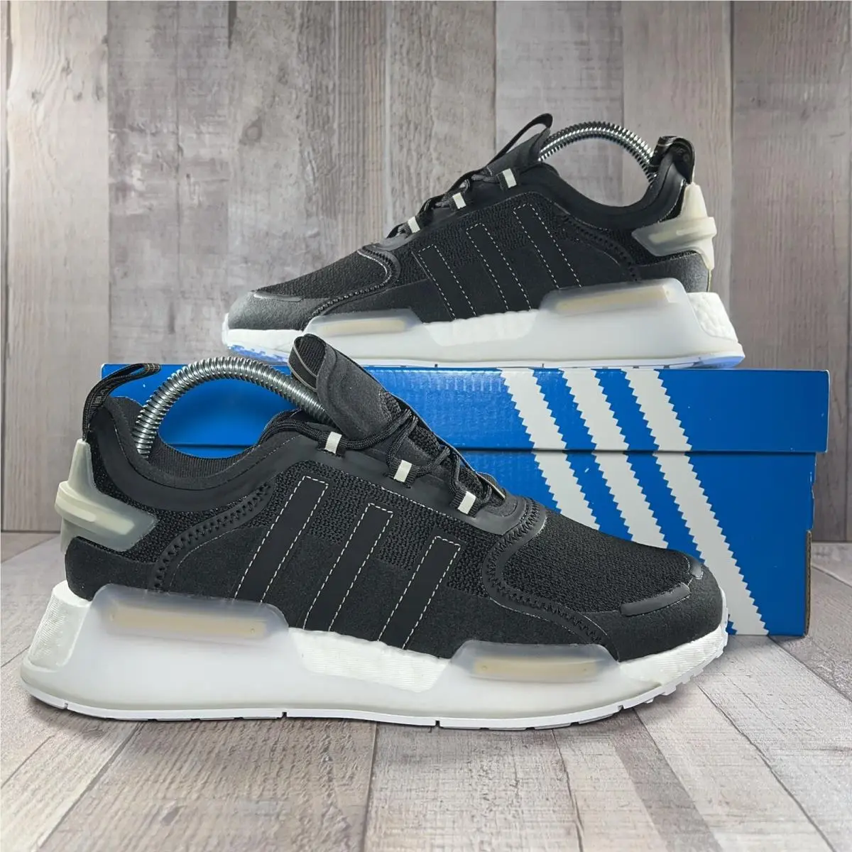 Adidas Originals Nmd V3 Women`s Running Shoes Core Black White Size 7.5 GY4189