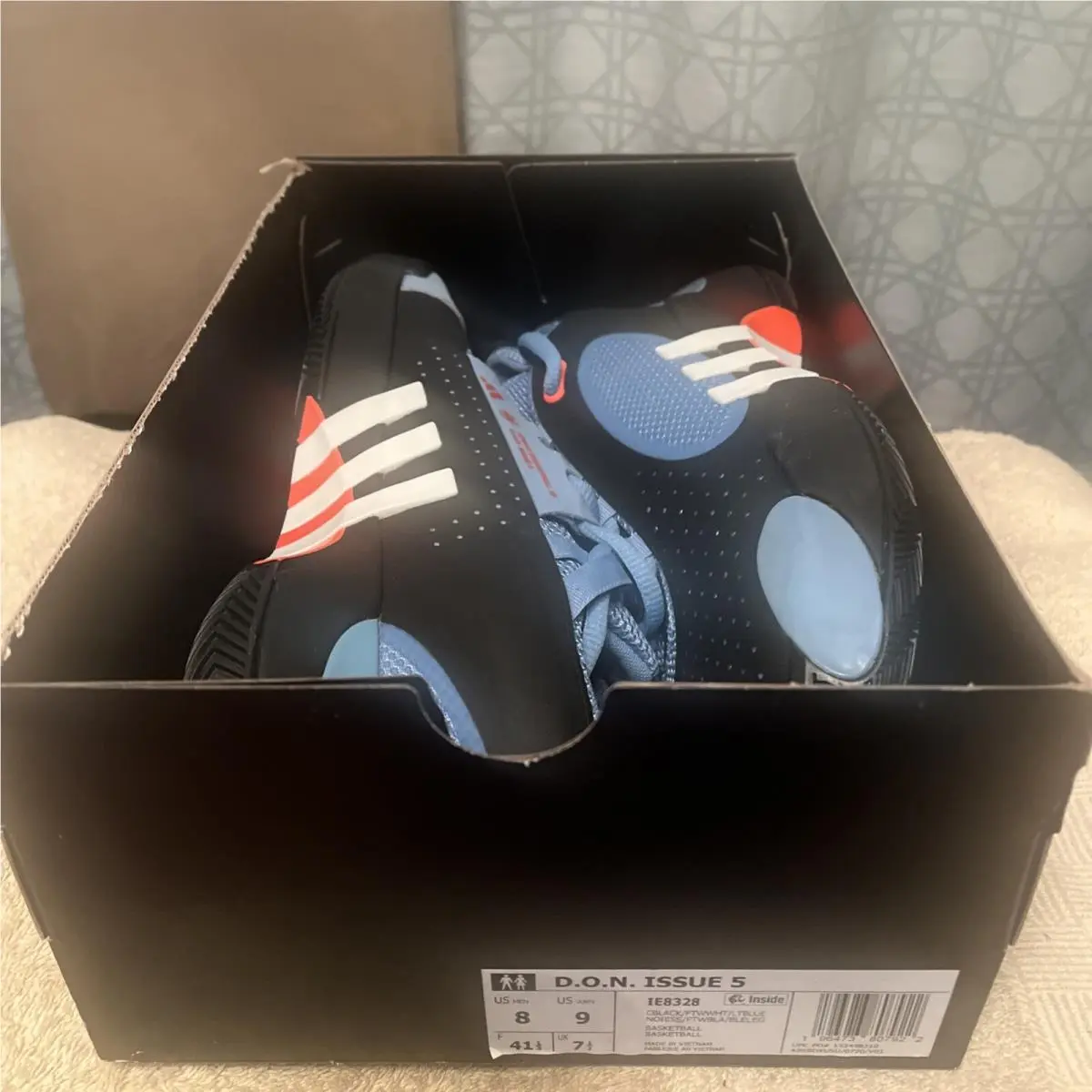 Adidas shoes - adidas D.O.N. Issue - Issue - IE8328 - Cblack,Ftwwht,Ltblue 4