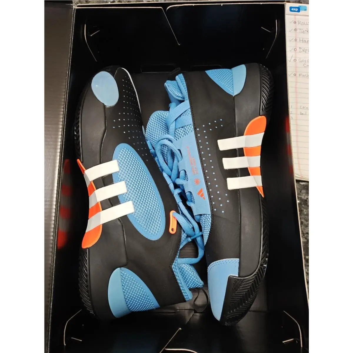 IE8328 Mens Adidas D.o.n. Issue 5 Size 11