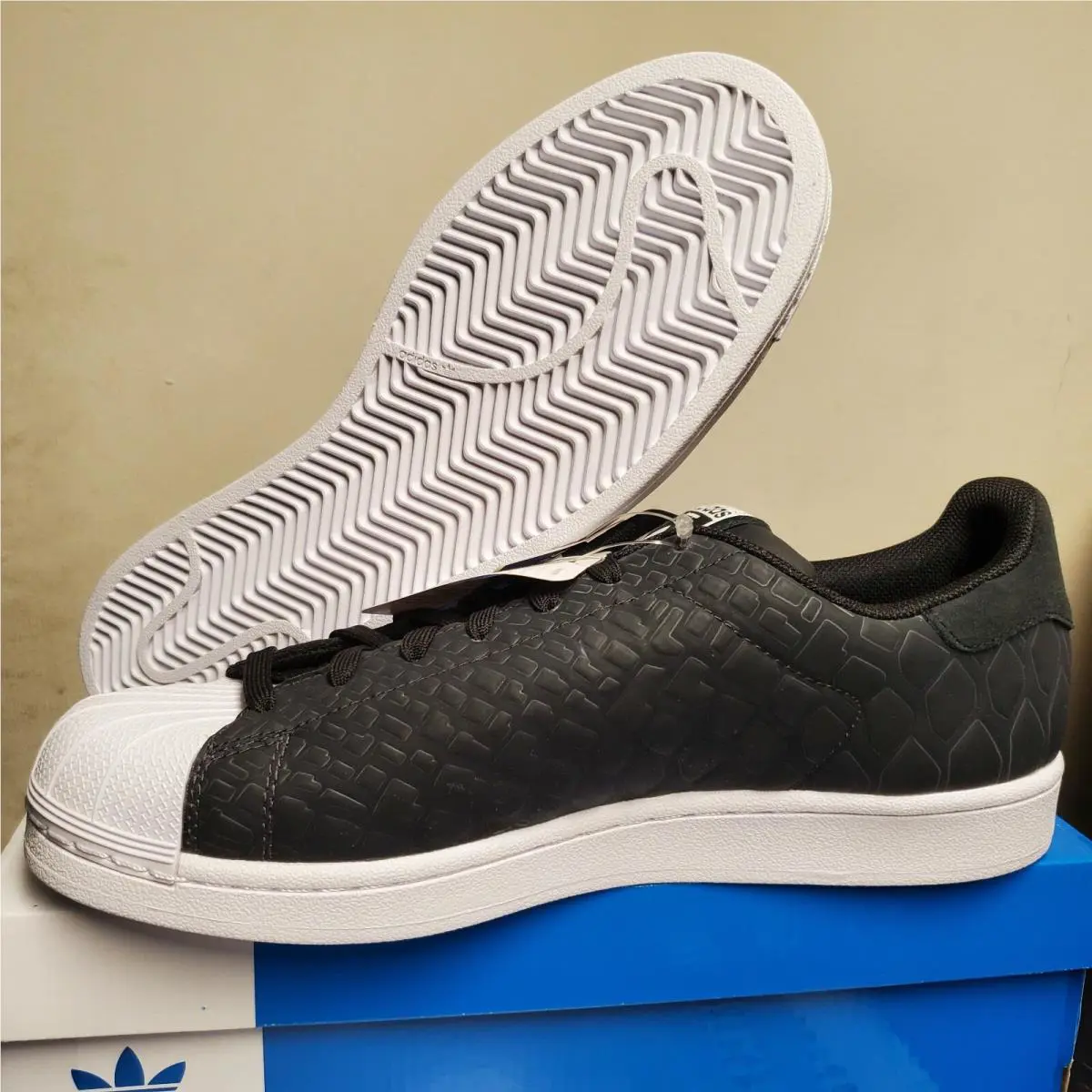 Adidas shoes - Adidas superstar - superstar - Dgsogr/Footwear White / Core Black, Manufacturer: Dgsogr/Footwear White / Core Black (UPC: 889138626340) 2