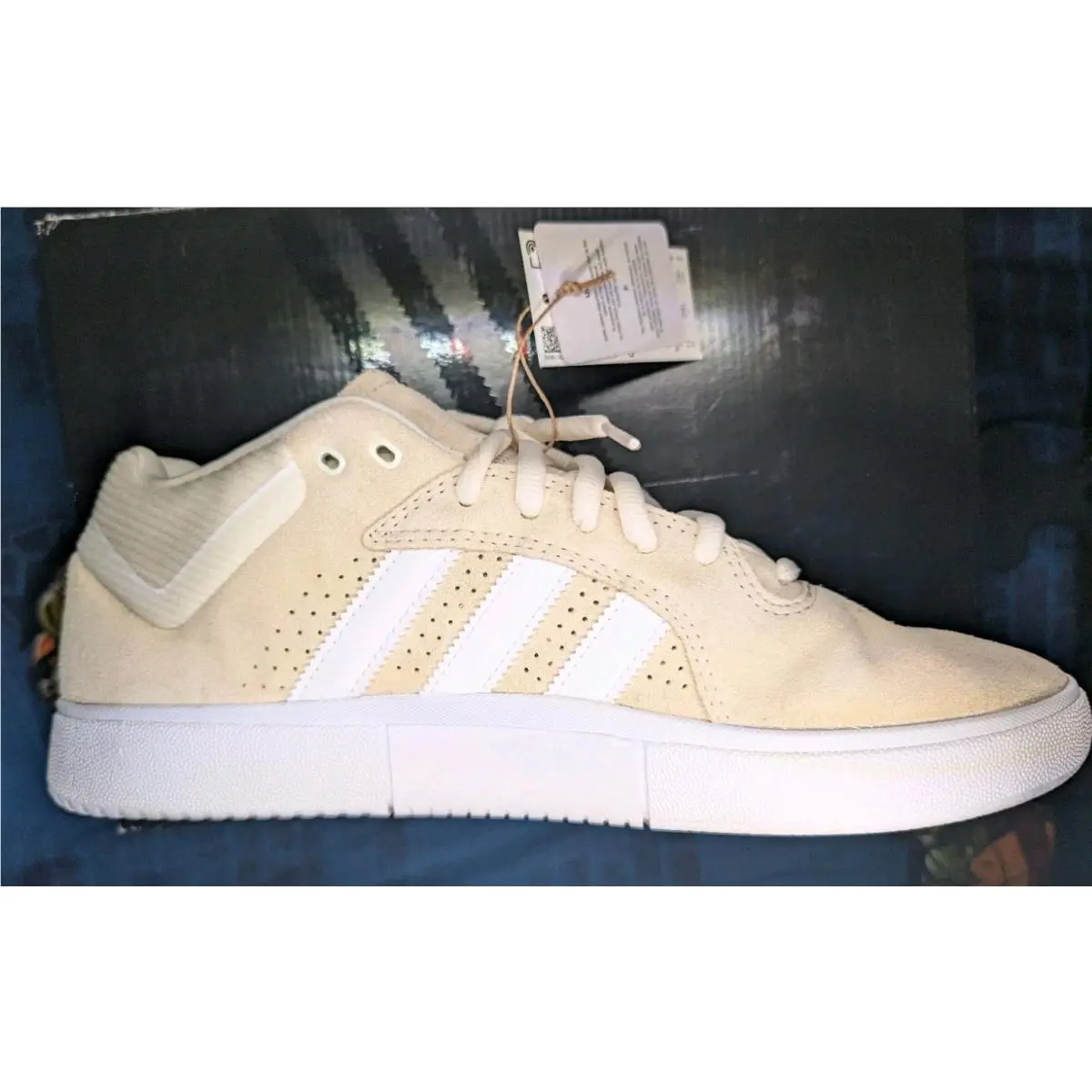 Adidas shoes - adidas Tyshawn - Tyshawn - GW3169 - Beige 2
