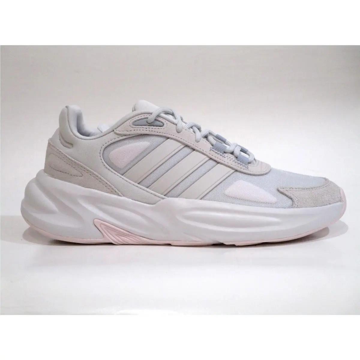 Adidas Womens Ozelle Gray Running Shoes Size 7.5 Medium US