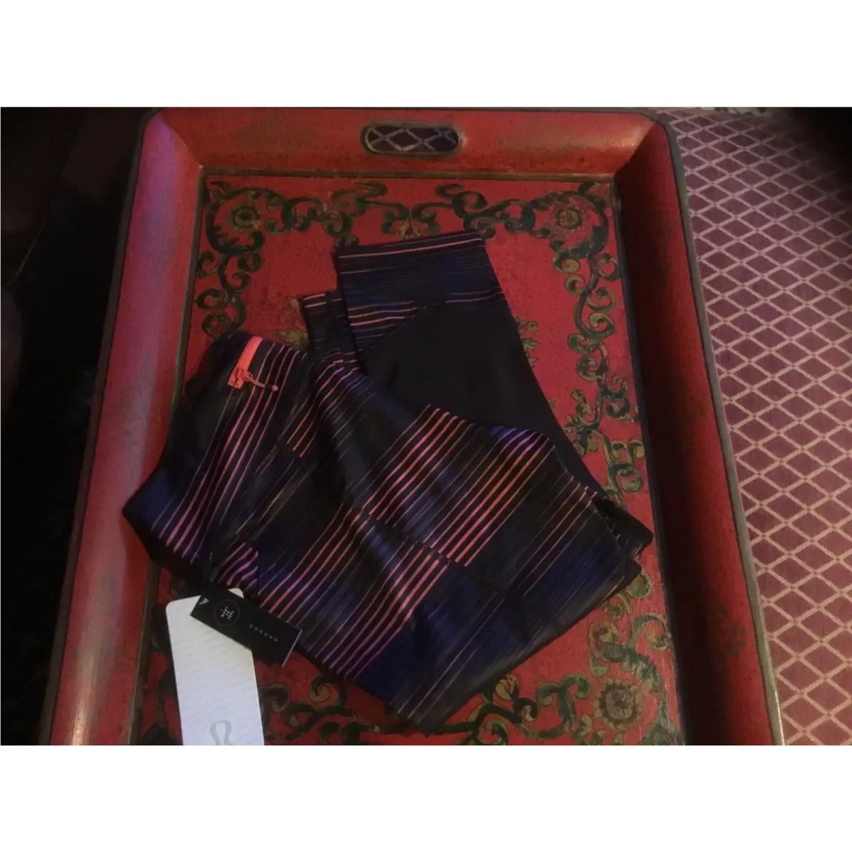 Lululemon clothing - DSJU/BLACK 4