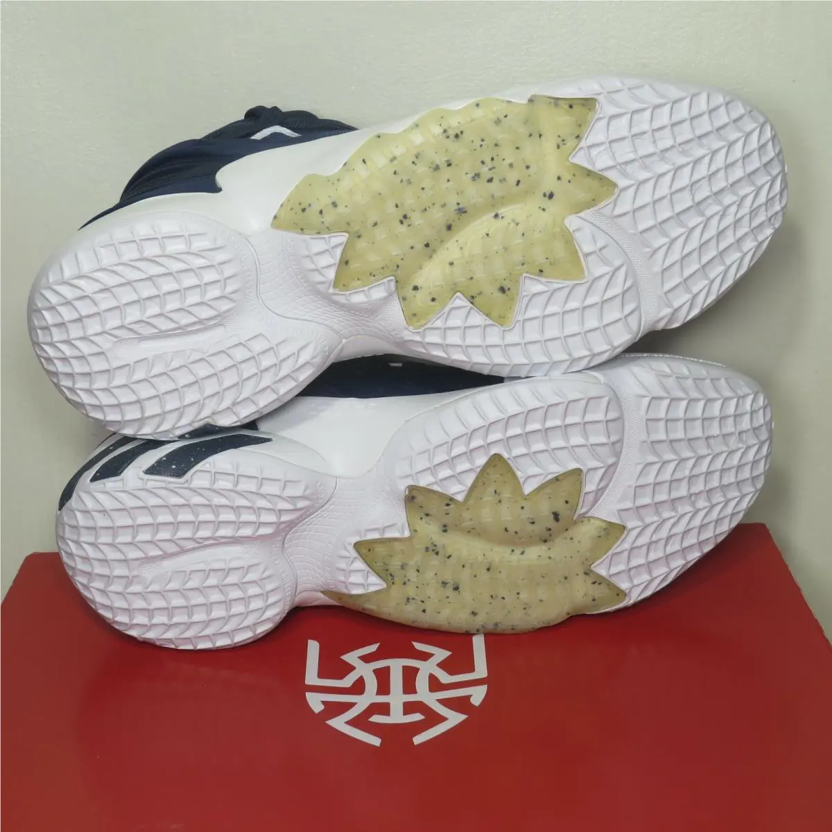 Adidas shoes - adidas D.O.N. Issue - Issue - FW8516 - Blue (UPC: 191532516180) 3