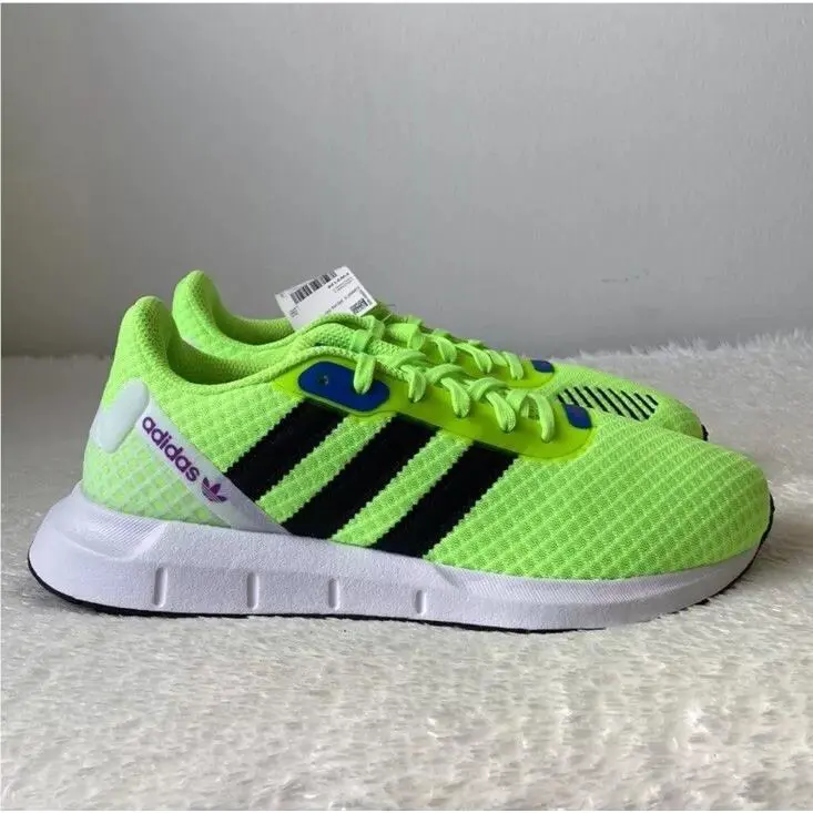 Adidas shoes - adidas Swift Run - Swift Run - Green 0