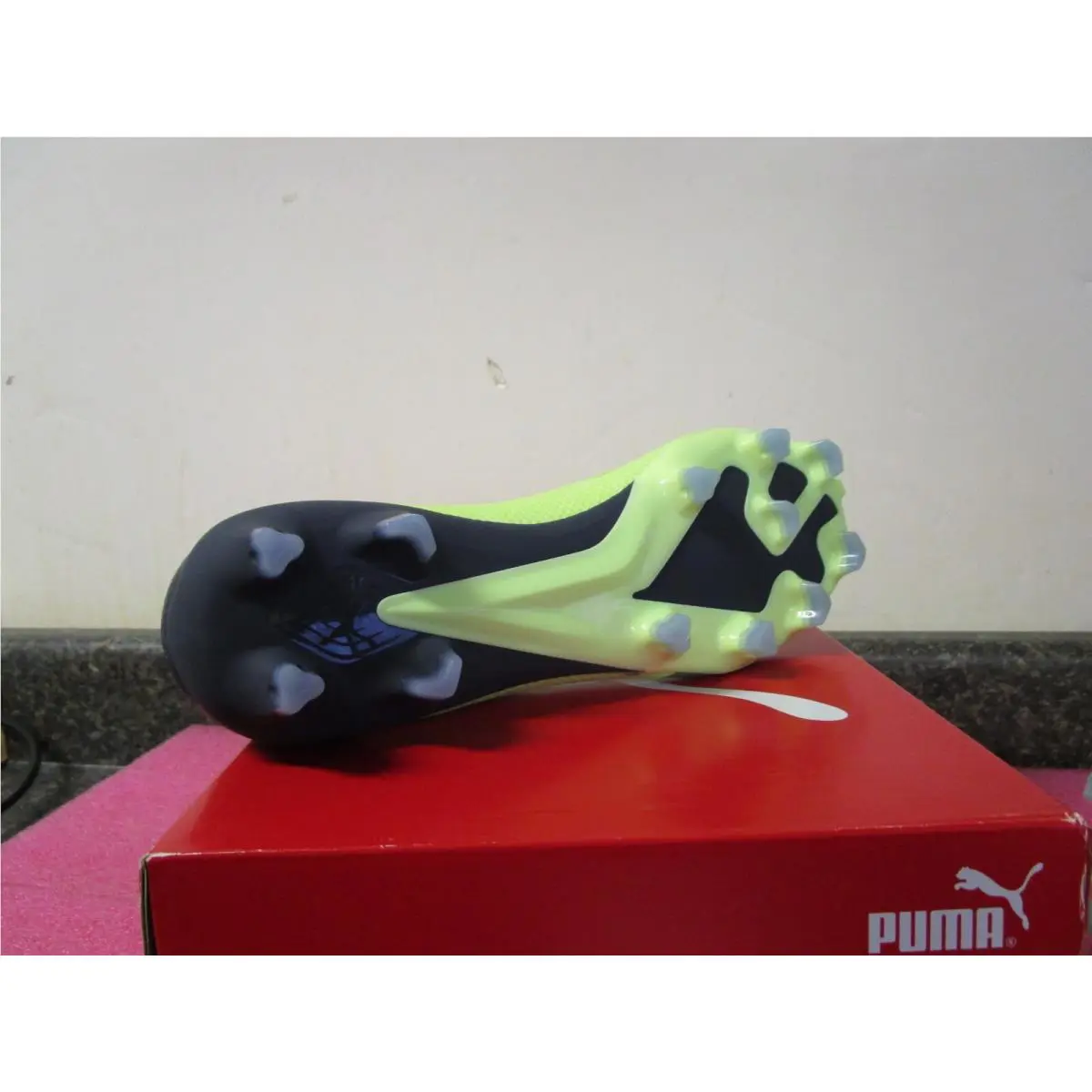 Adidas shoes - Jr Ultra Play - Ultra Play - 107532 01 - Fizzy-Parisian Blue (UPC: 0195102641210) 4