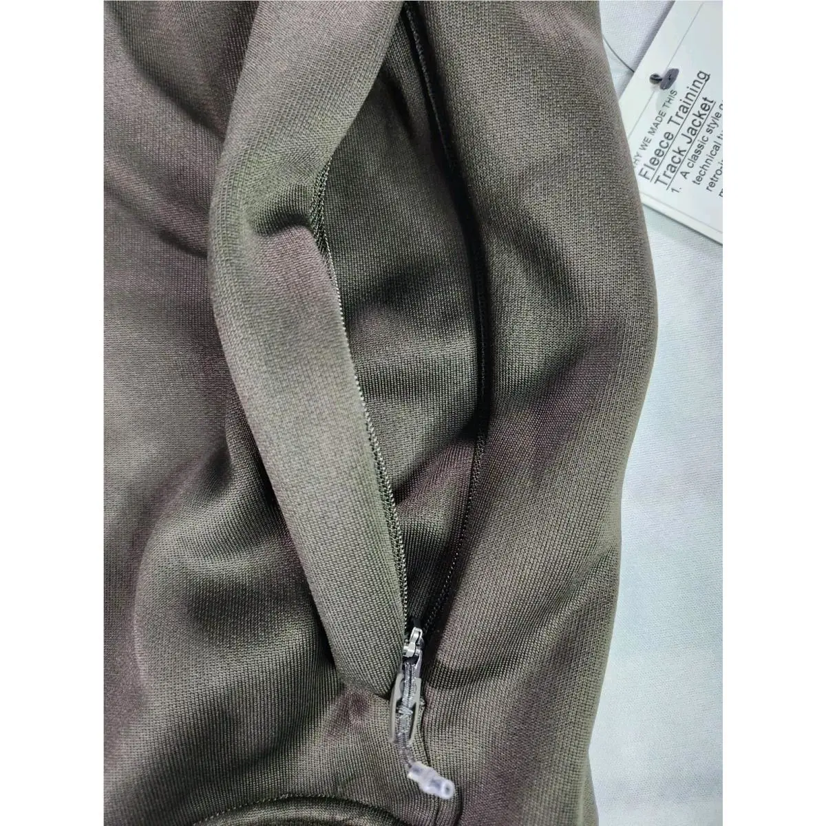 Lululemon clothing - Lululemon Fleece Training - Fleece Training - Dark Olive 8