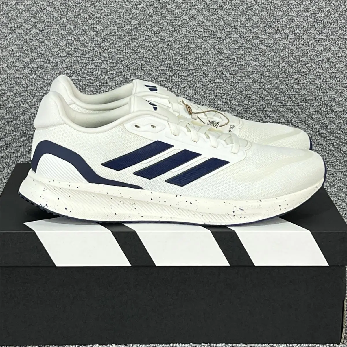 Adidas Runfalcon 5 Men`s Size 11.5 Running Shoes White Blue Athletic Sneakers