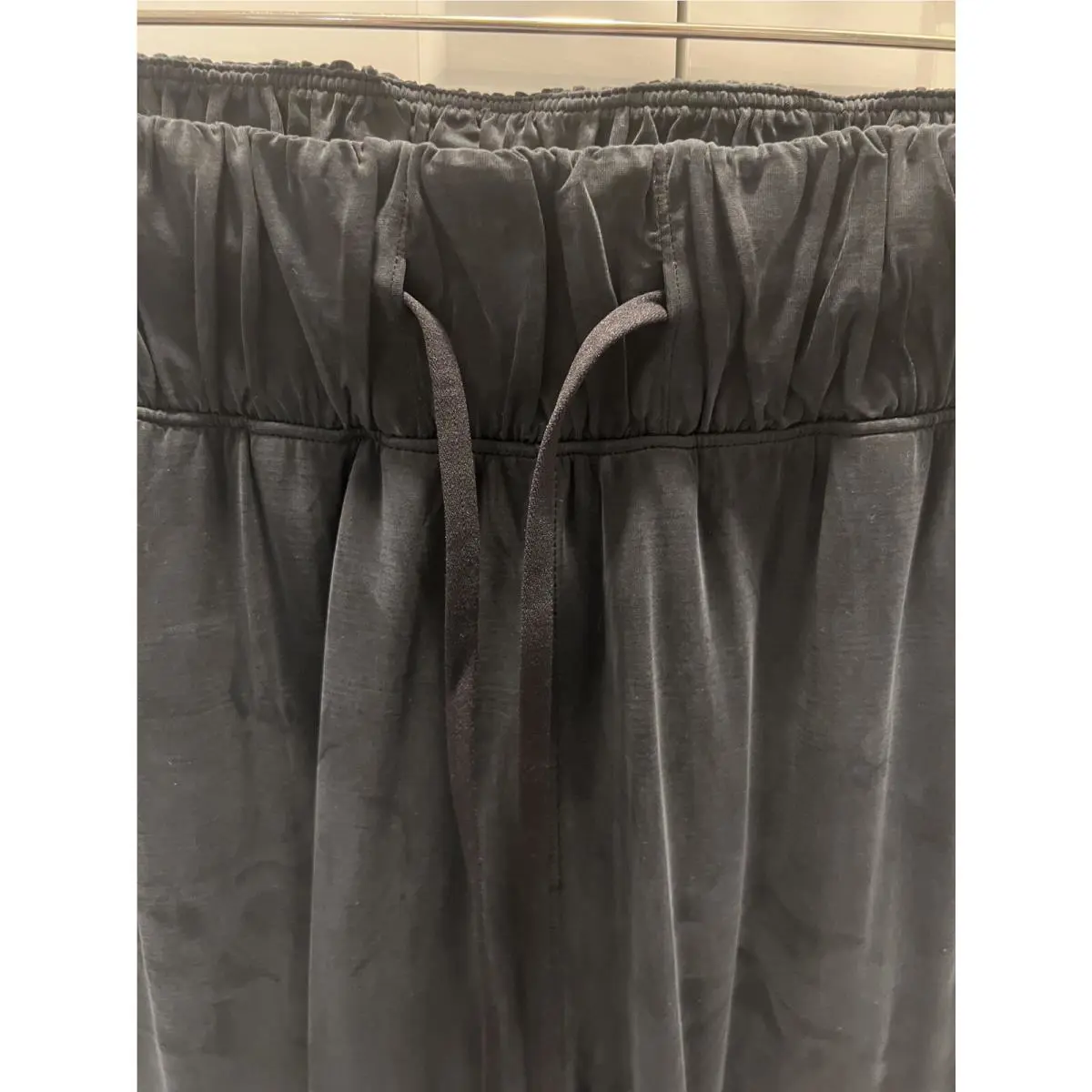 Lululemon clothing - Black 1